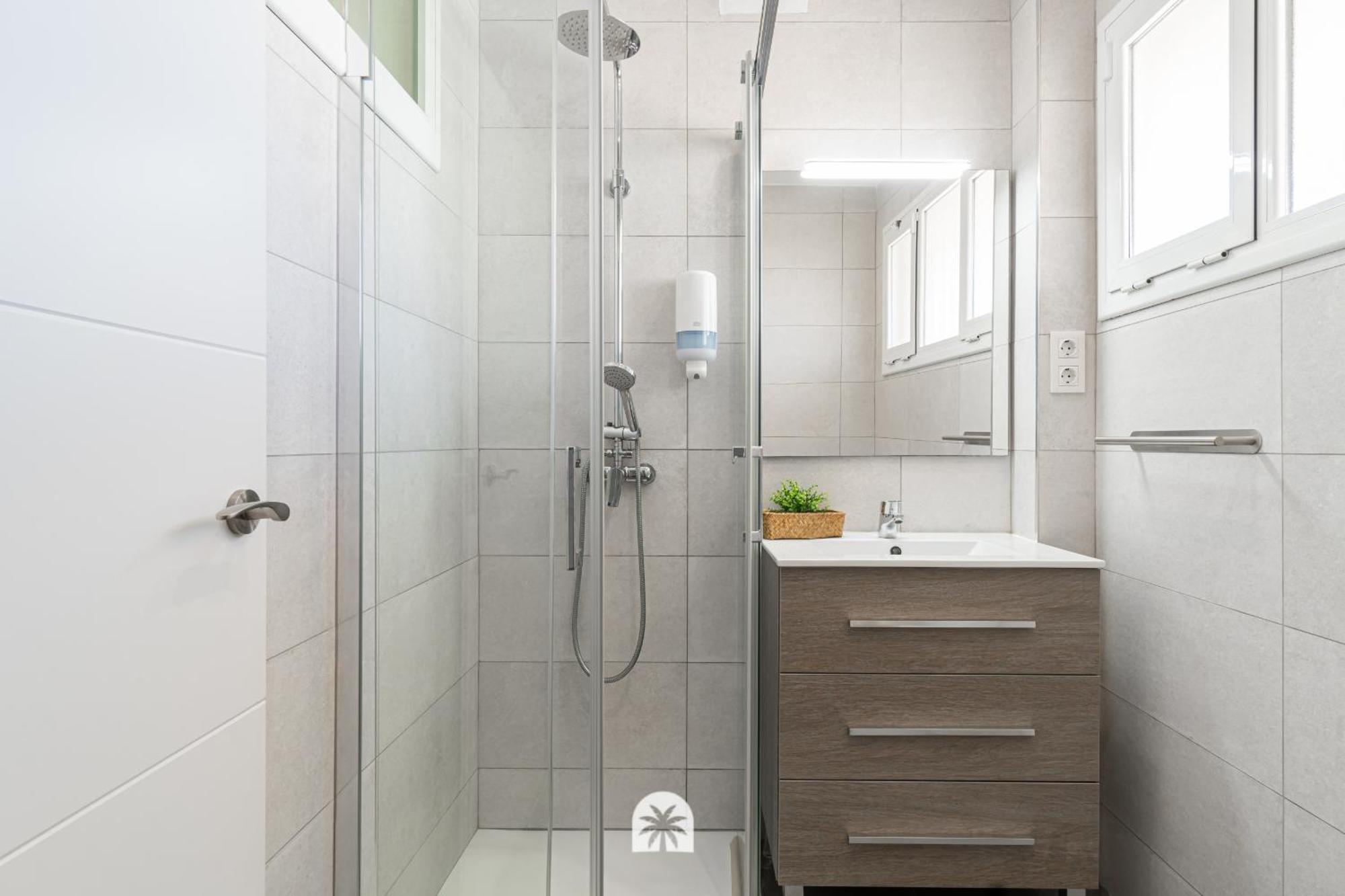 Mediterranean Way - Paradis Playa Seafront Apartment